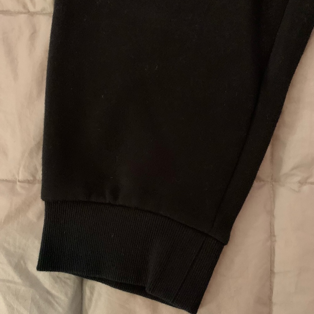 Fabletics Hamilton Capri - Picture 4 of 10
